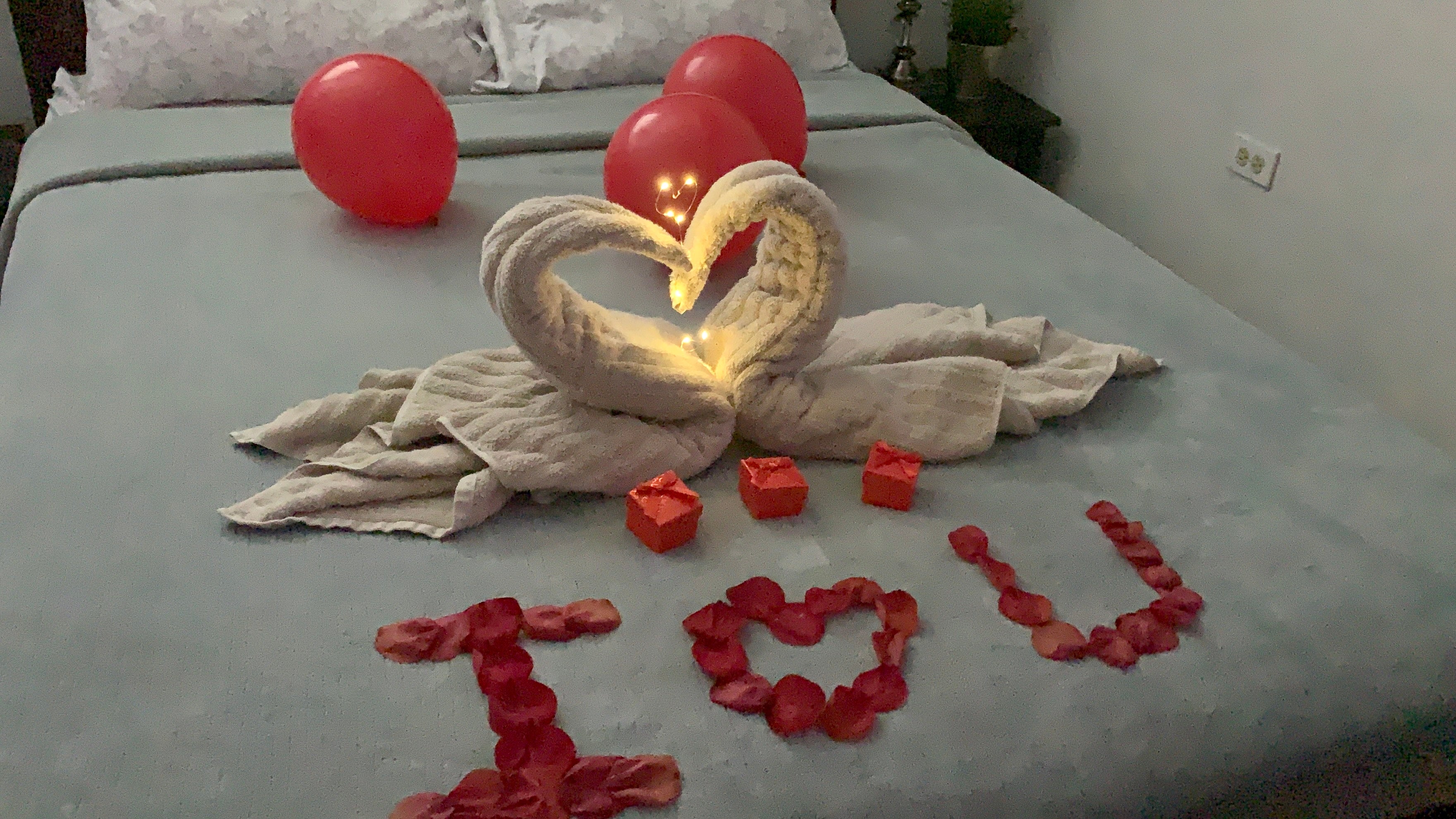 Room Decoration Package